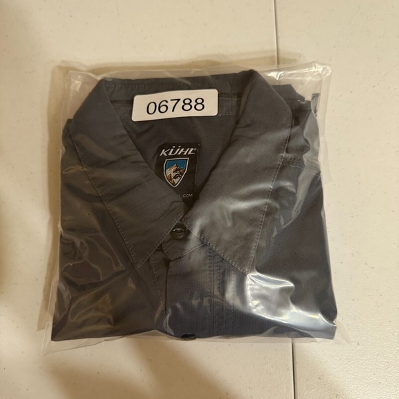 Kuhl Shirt Mens M Gray Invoke Performance Button Up Roll Tab Hike Camp Outdoor - Picture 15 of 15